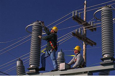 《完蛋！我被美女包围了！》主机版预告 夏季上线主机